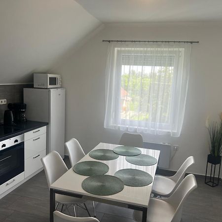 Oliver 22 Apartman Fonyod Ngoại thất bức ảnh